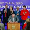 A quatro dias das eleições, Lula assina PEC que prevê tarifa zero no transporte público aos fins de semana