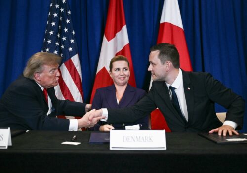 Após Trump anunciar exploração em 'larga escala', Groenlândia diz que ainda está 'muito longe' disso