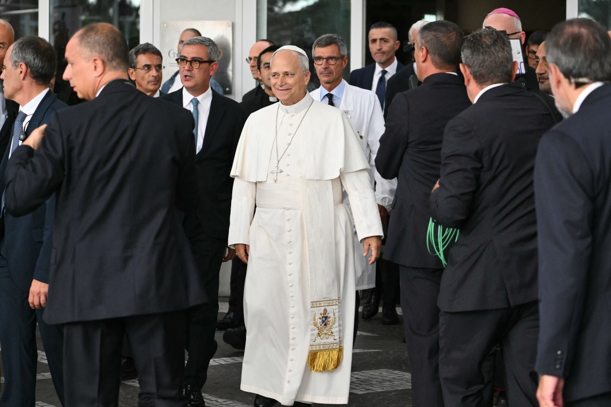 Papa Leão XIV recebe alta hospitalar quatro dias após cirurgia de câncer de pulmão