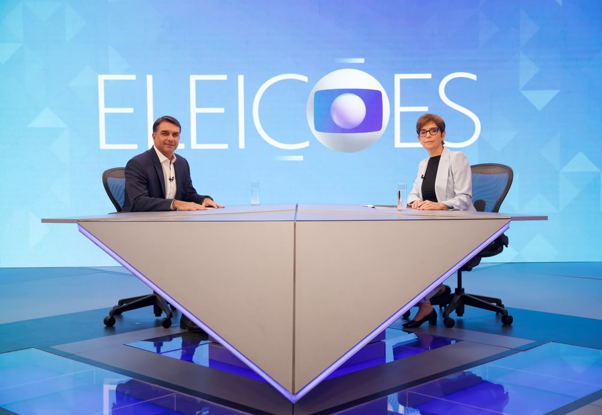 Flávio Bolsonaro promete manter fim da 6x1 e diz que só quer um mandato