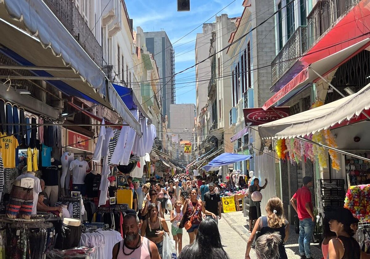Saiba o que abre e fecha no Dia do Comerciário no Rio, celebrado nesta segunda-feira (19)