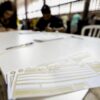 O que acontece se a falta não for justificada no segundo turno?
