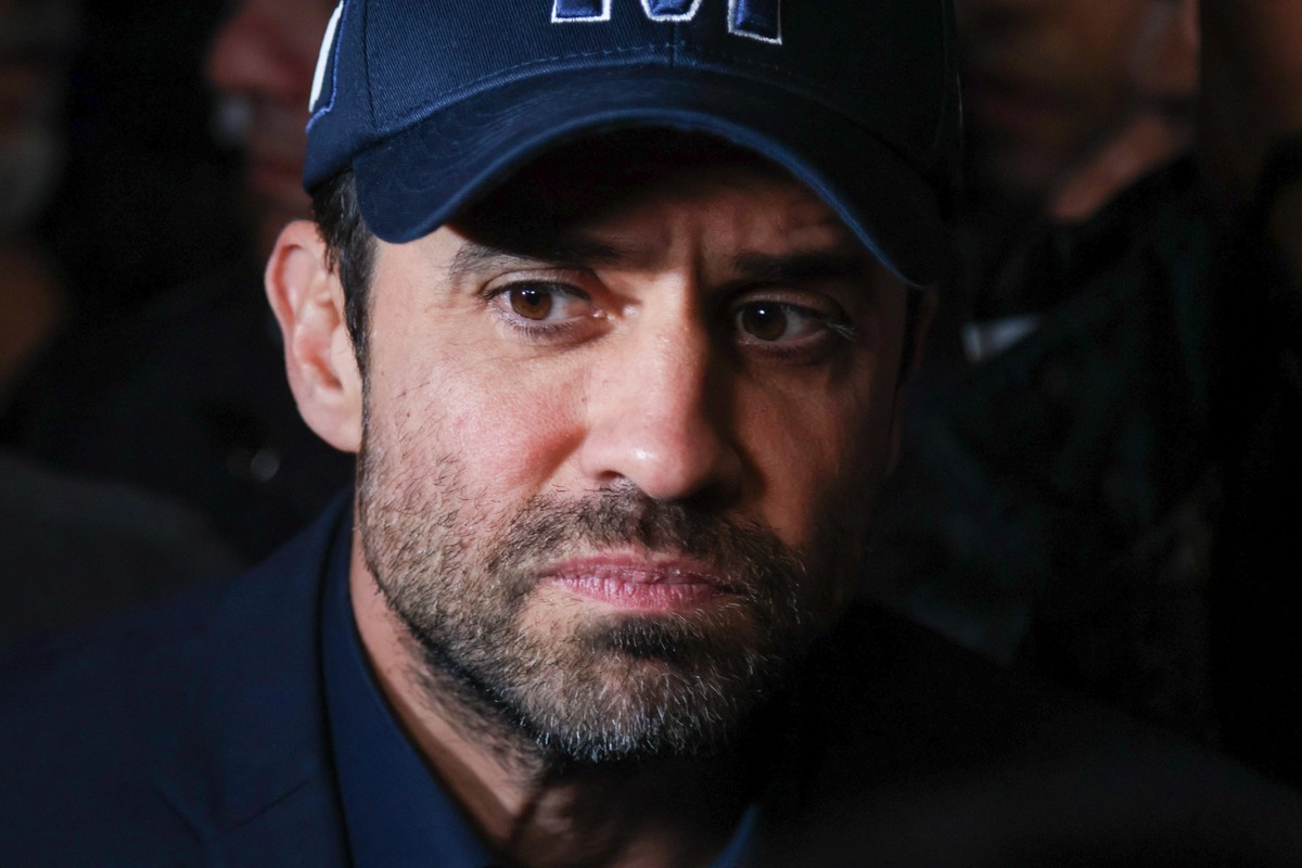 Pablo Marçal se tornou inelegível por caso similar ao de site que oferece criptomoedas em apoio a Flávio Bolsonaro