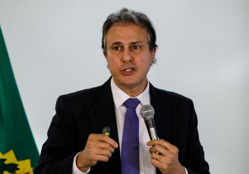 Camilo Santana diz não ter dúvida da aprovação do fim da escala 6x1