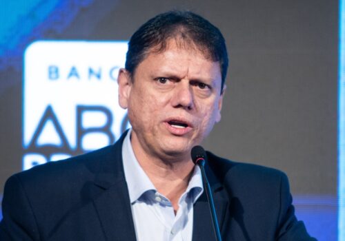 Tarcisio diz que cancelamento do debate da TV Globo arranha imagem do judiciário
